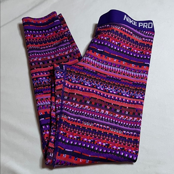NWT Nike Pro Full Length Leggings - Picture 1 of 9